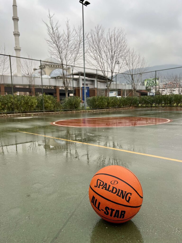 Basket Ball pitch in Hudavendigar Park in Bursa