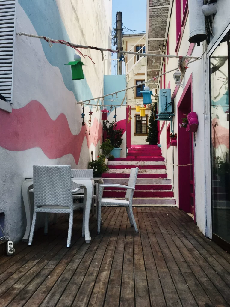 Coloured alley in Tirilyie.