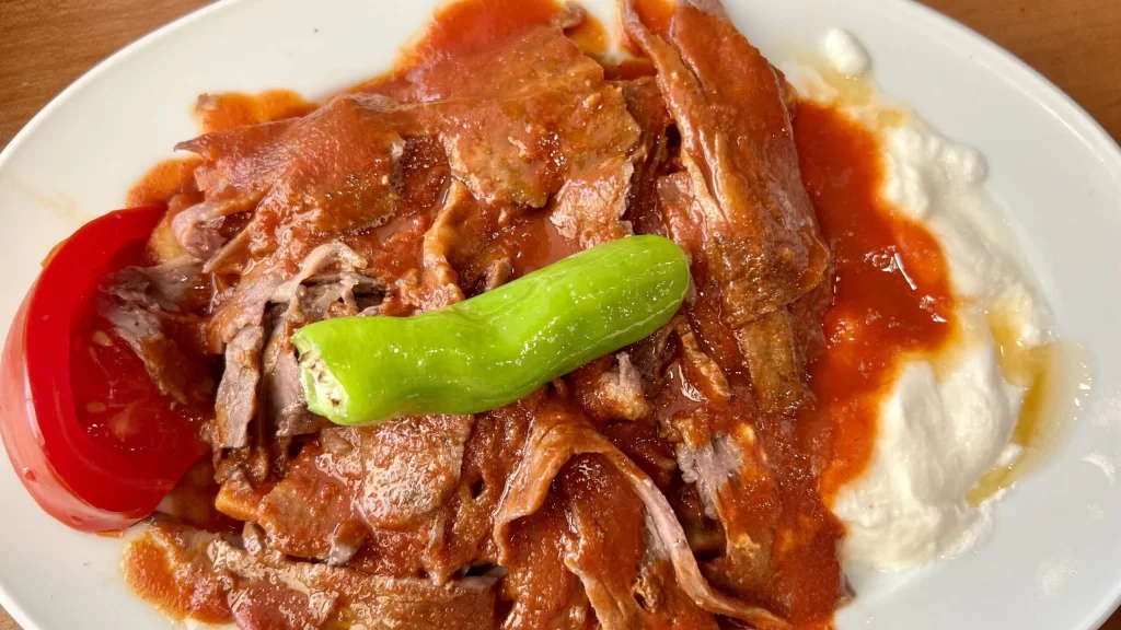 Iskender kebab, speciality of Bursa in Turkey.